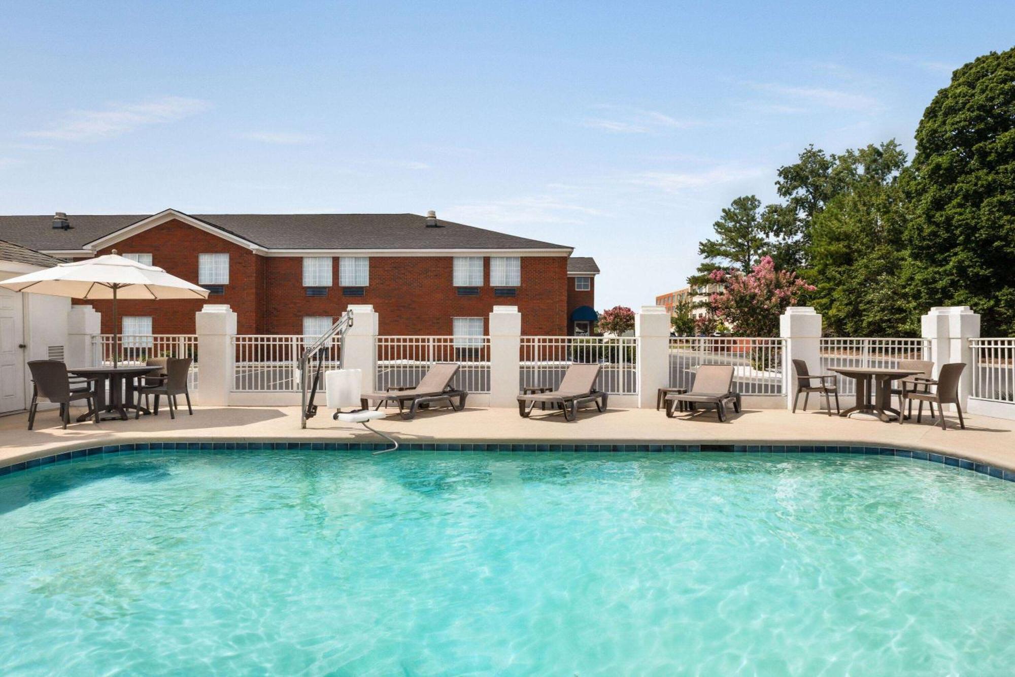 Wingate By Wyndham Savannah I-95 North Port Wentworth Eksteriør billede